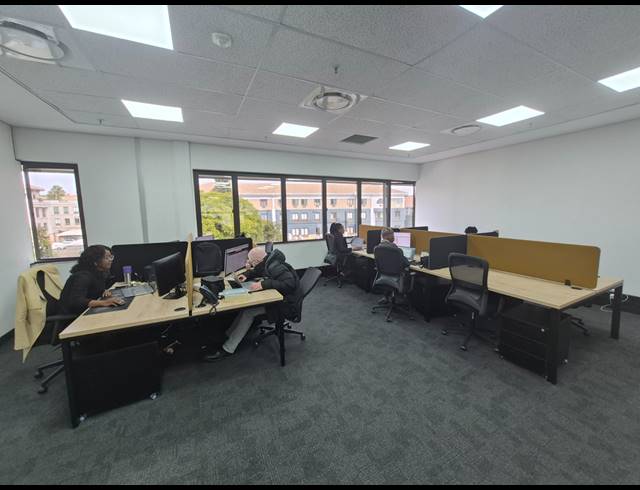 299M² OFFICE TO LET IN RIVONIA